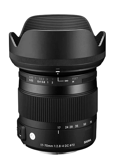 Objetivo Sigma 17-70 mm f/2,8-4, con parasol