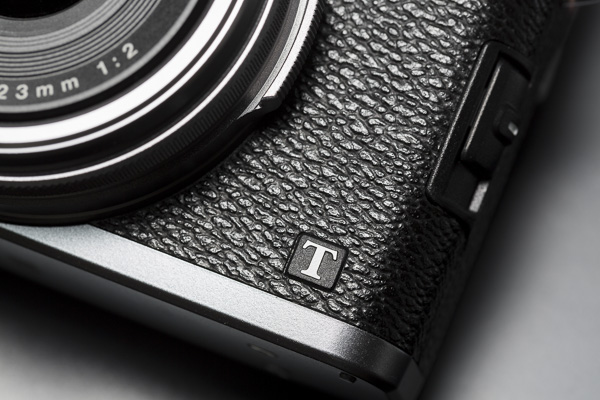 Cuerpo nueva Fujifilm X100T, logo T