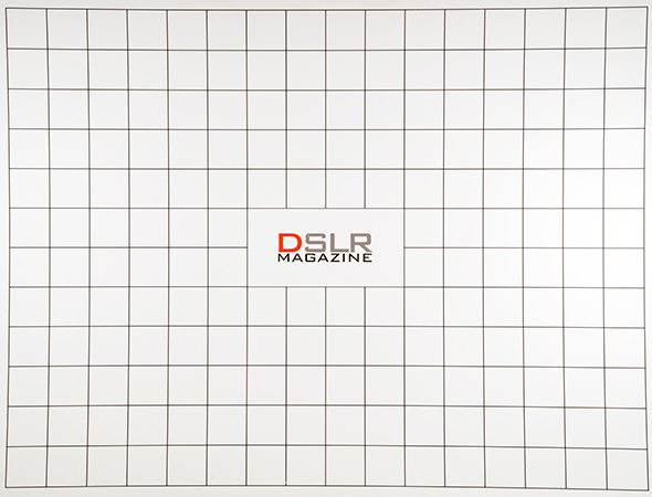 Objetivo Tamron SP 15-30 mm f/2,8, gráfico de distorsión a 30 mm de focal