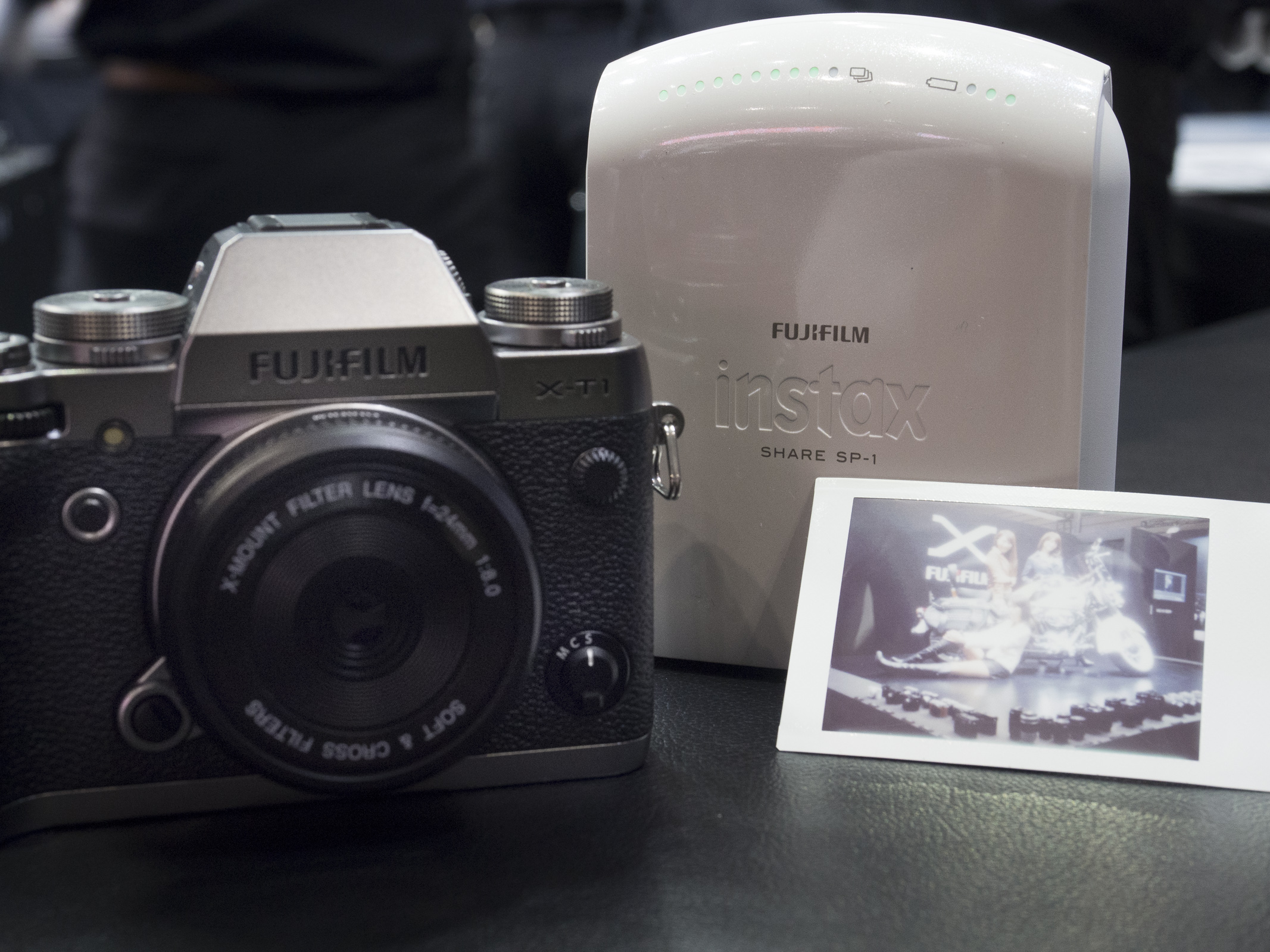 Fujifilm XM-FL e impresora Instax Share por Wi-Fi