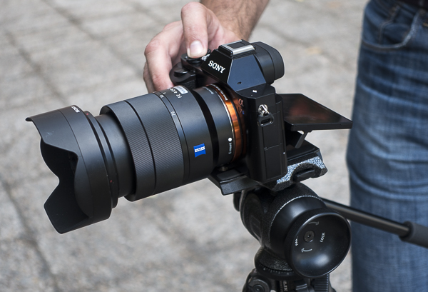 Sony A7S sobre rótula para vídeo