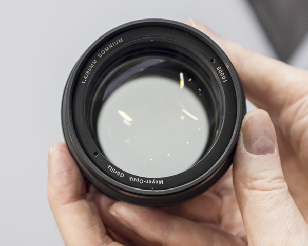 Objetivo Meyer Optik Görlitz , vista frontal