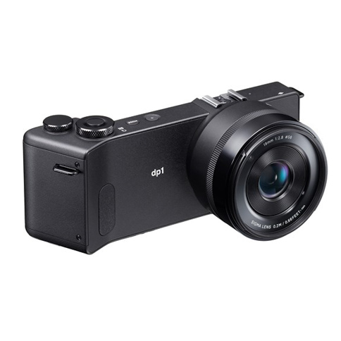 Sigma-dp1Quattro_Oficial_02_FF.jpg