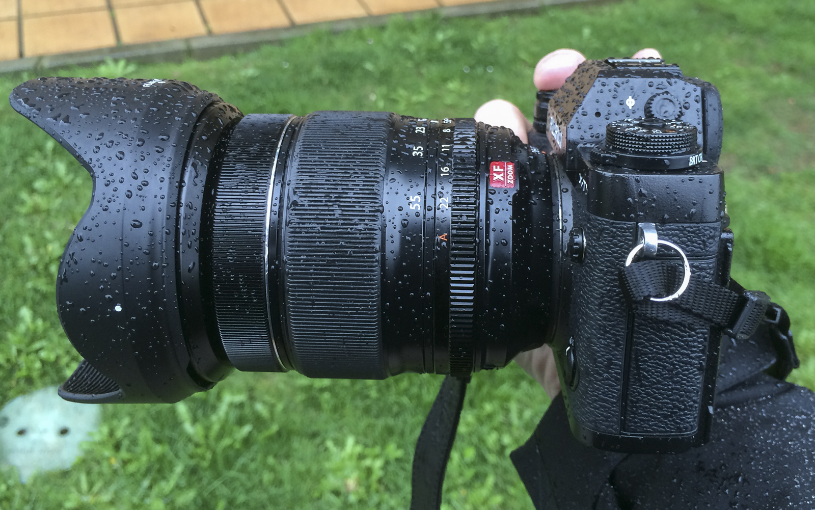 Sellado WR ópticas Zoom Fujinon XF y cámara X-T1