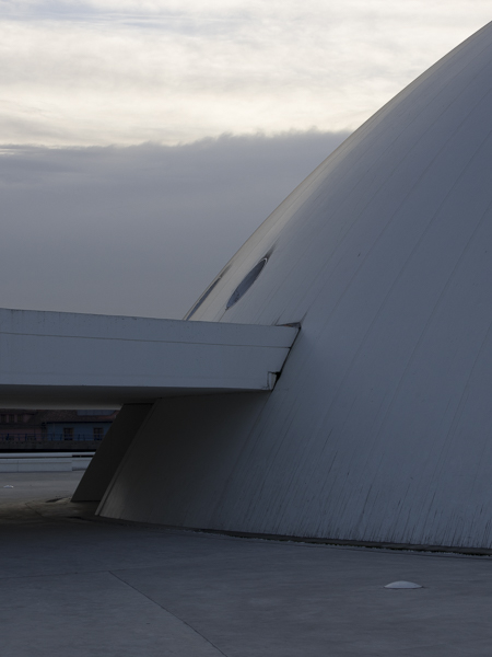 Prueba de campo Olympus M-Zuiko Digital 40-150 Pro, Centro Niemeyer Semiesfera, , Avilés