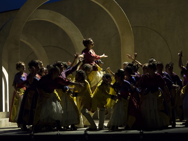 Prueba de campo Olympus M-Zuiko Digital 40-150 Pro, teatro la Zarzuela, Carmen